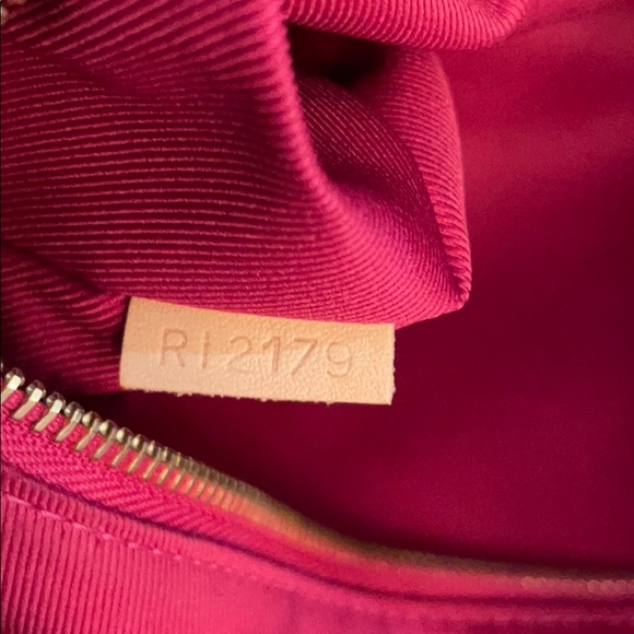 Louis Vuitton Graceful MM (SOLD) - Picture 7 of 12